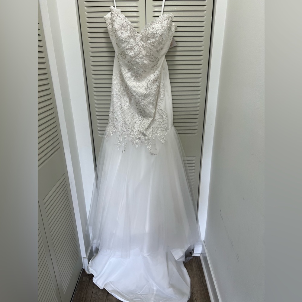 Brand New Wedding Dress